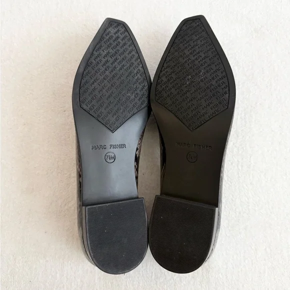 Marc Fisher Bravi 4 Gray Snakeskin Loafers Size 7.5 - Picture 7 of 7